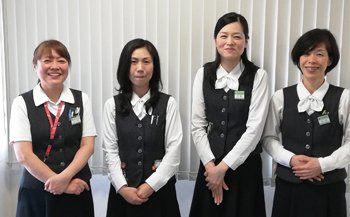 事務スタッフ